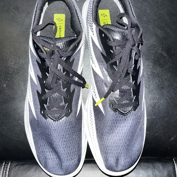 Hoka One Crescendo MD Black Running Track Shoes 1134520 BWHT Size M/9.5 W/11 - Picture 5 of 7